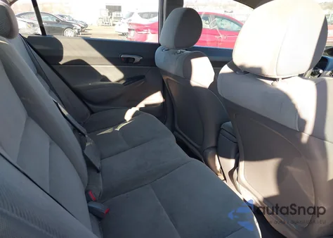 2009 Honda Civic Lx z USA, uszkodzony, nr VIN 2HGFA16529H528889